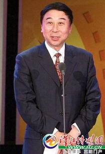 冯巩的个人资料,喜剧大师的传奇人生与艺术成就